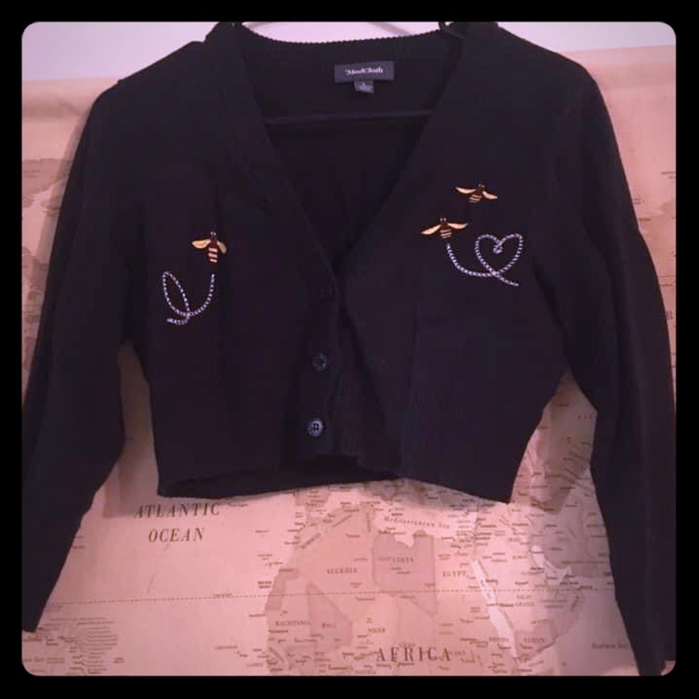ModCloth bee cropped cardigan